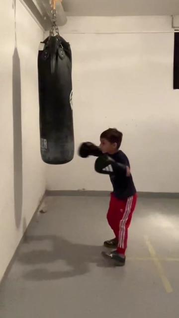 @Tom&aacute;&scaron; K&aacute;llostyllos Majer