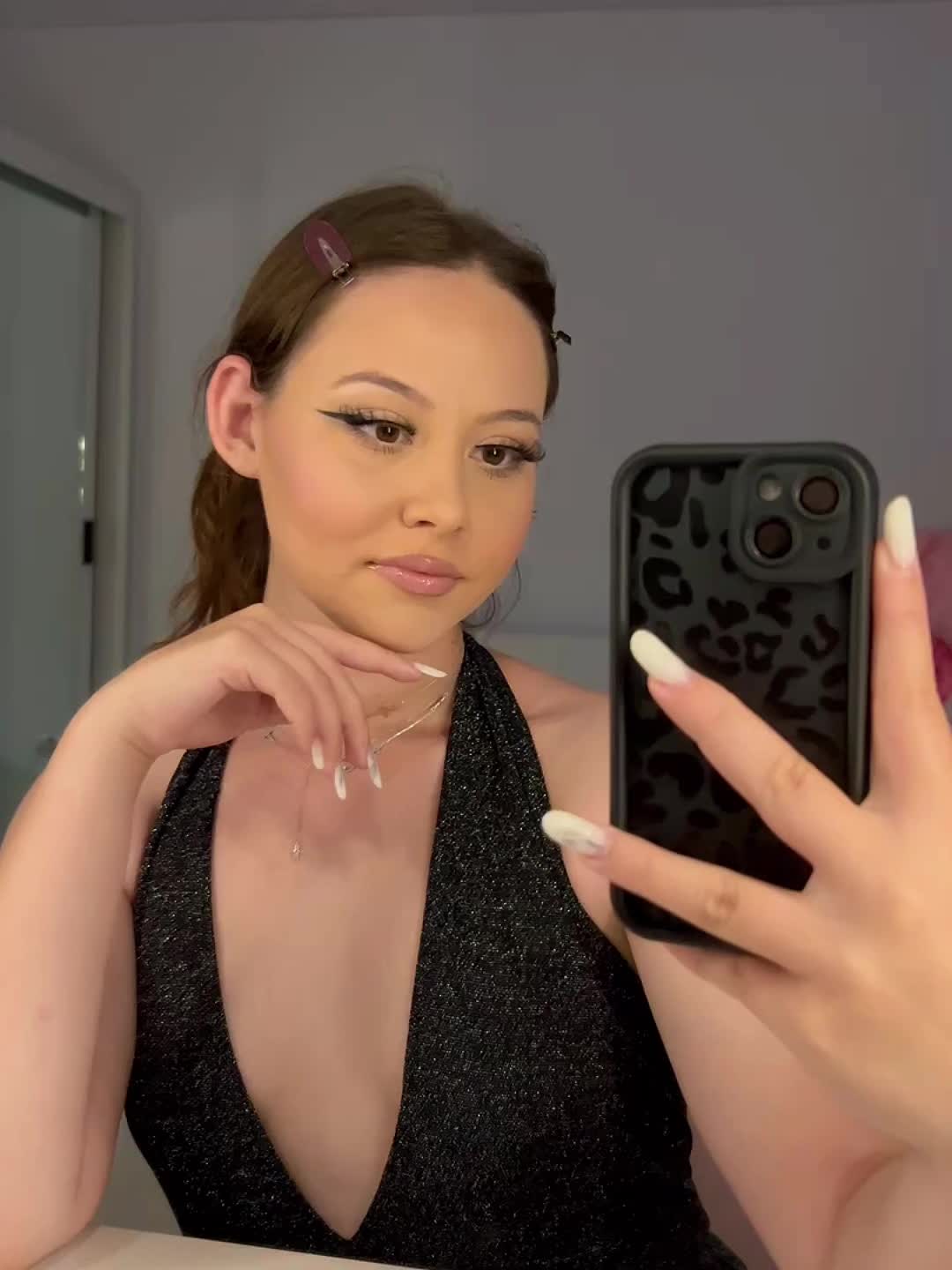 @👸🏼