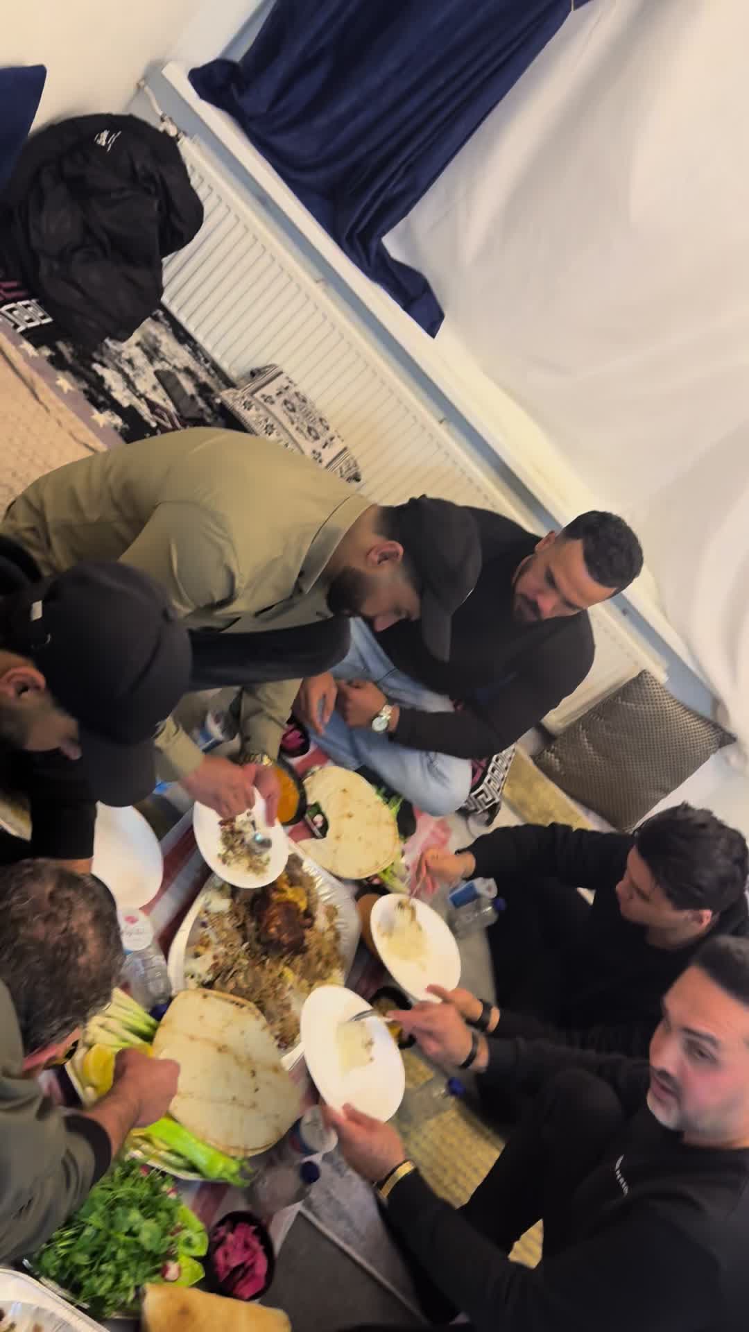 @B7R🇮🇶🇳🇱