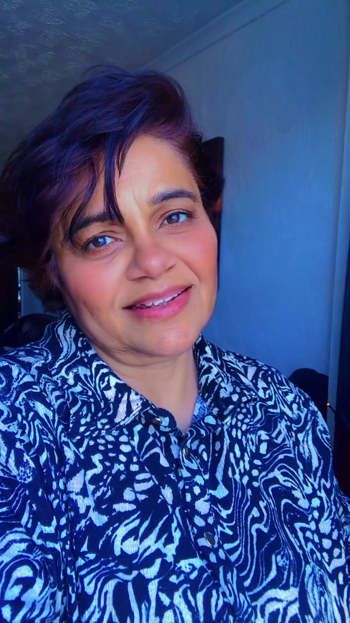 @Roohi KhanUK