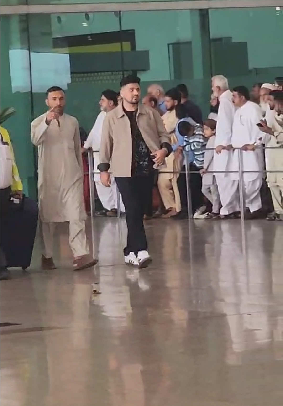 @Mubeen Shah AfriDi
