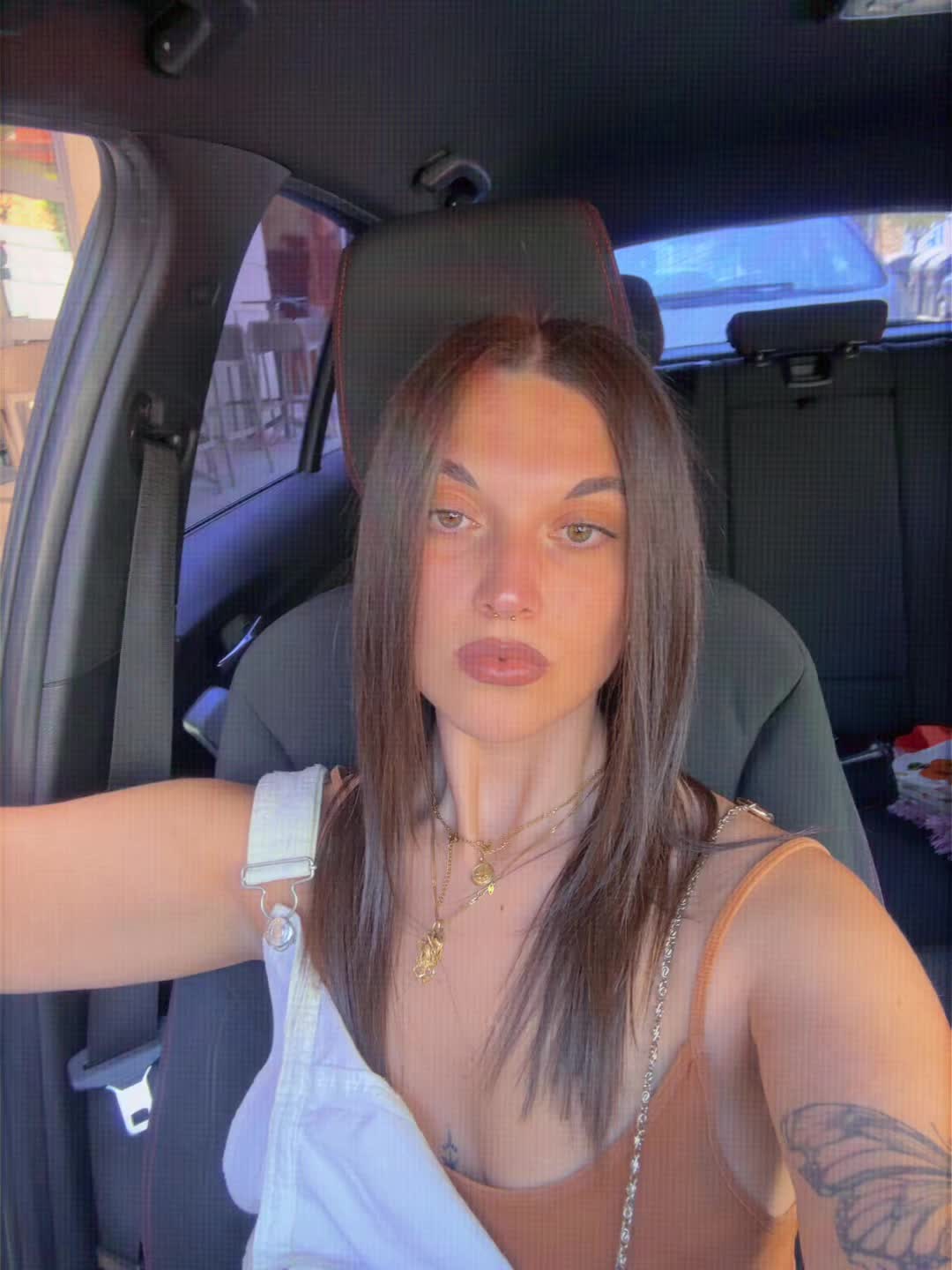 @V E R Ó N I C A 🤍