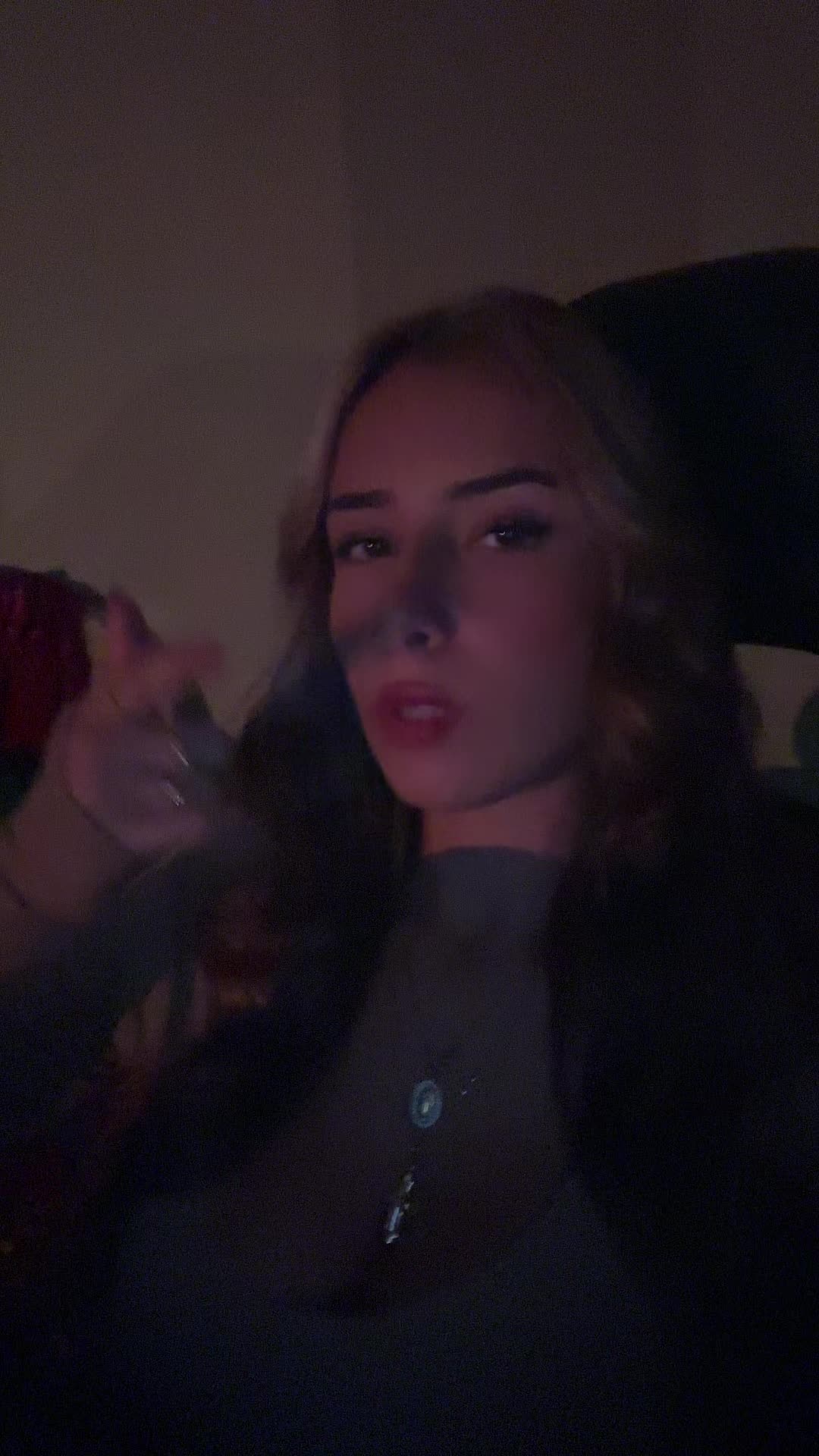 @t 🫦