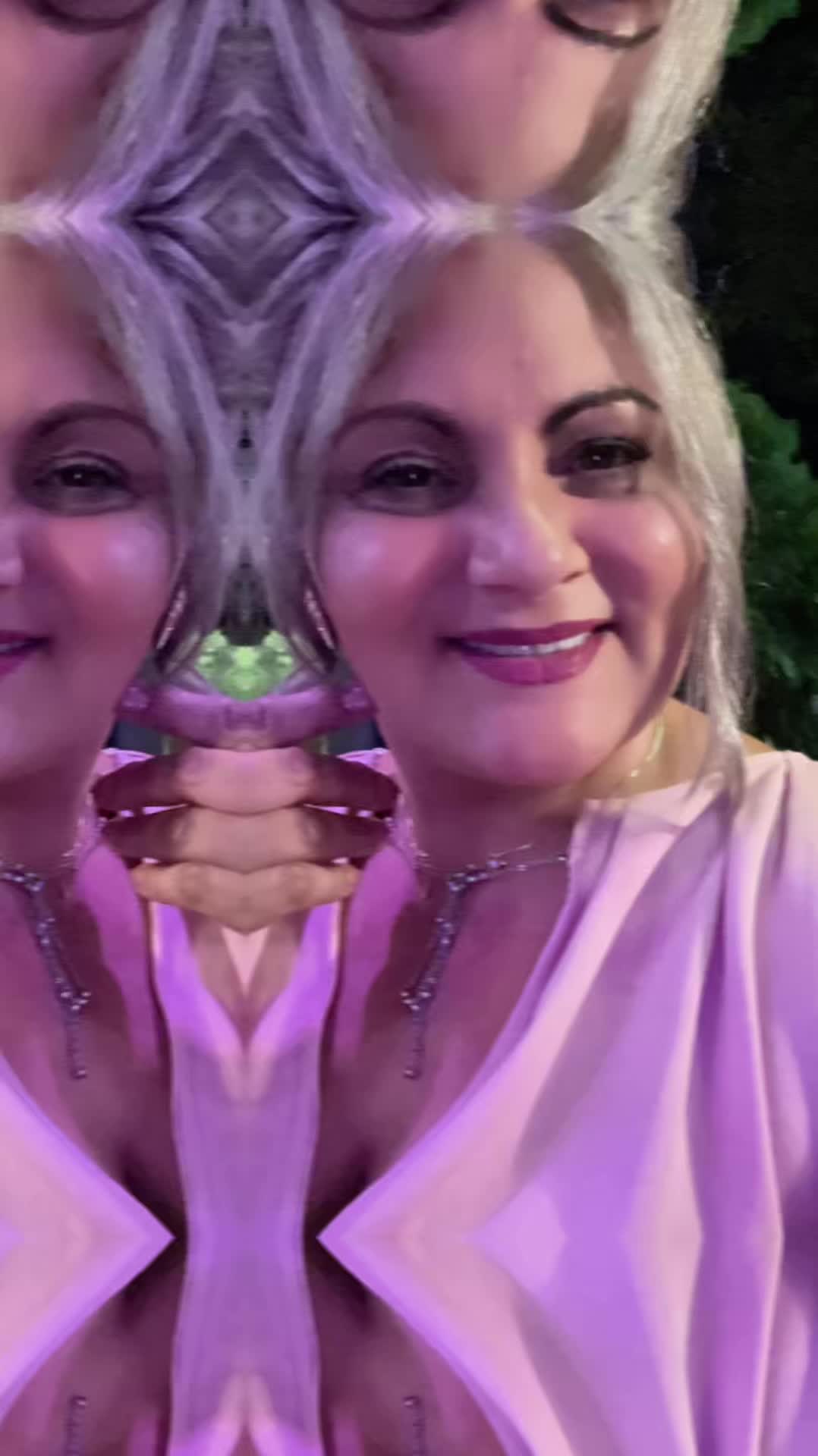 @Angela Vama