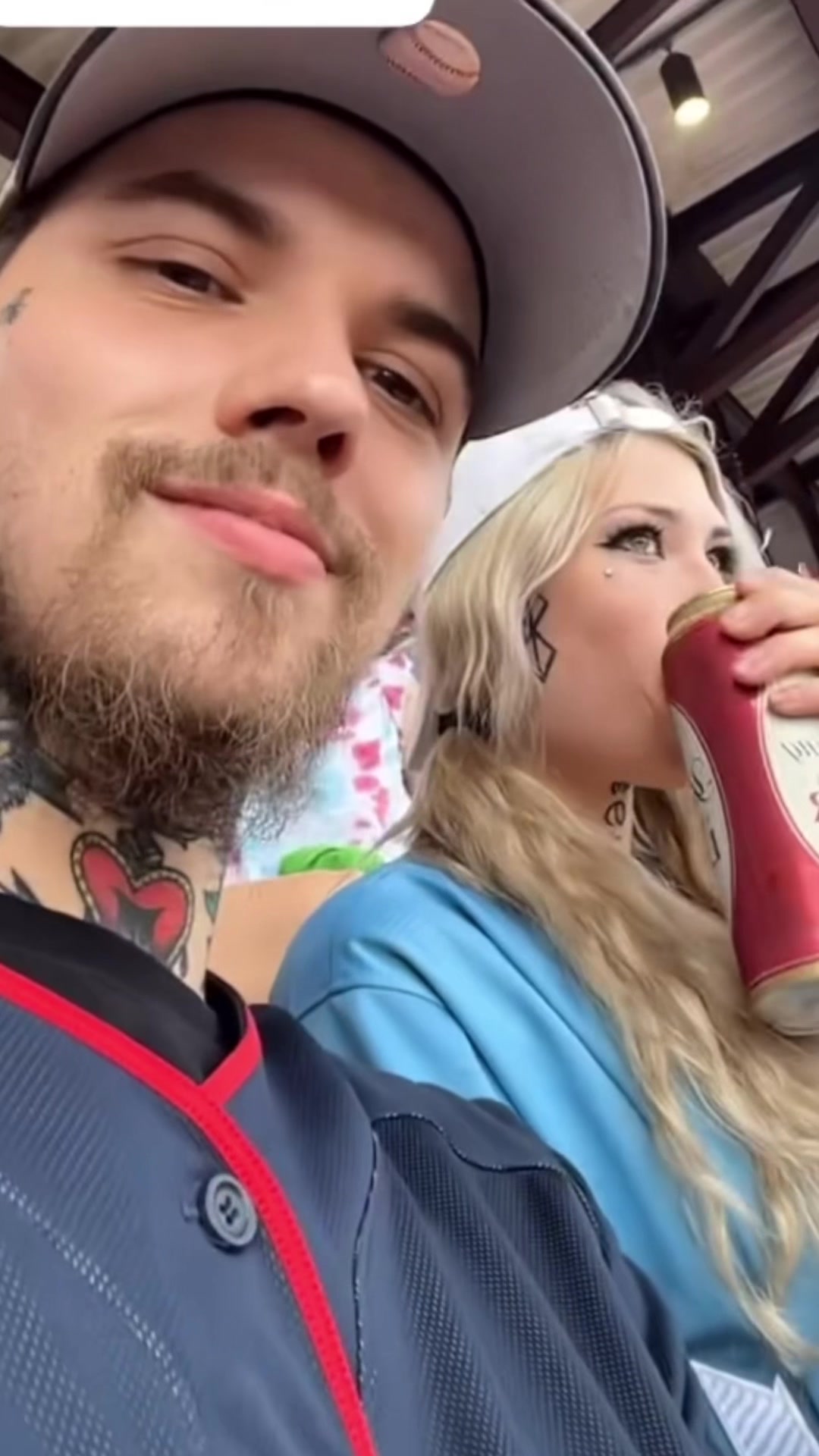 @thearianaeve