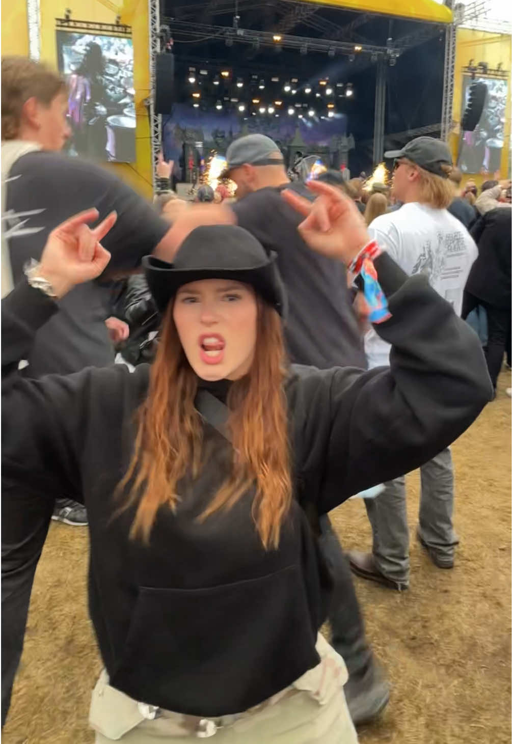 @ellunkanat 🐥