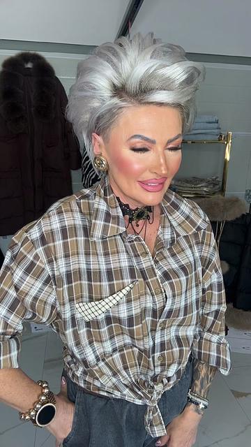 @JUSTGLAM.UK BUTIK