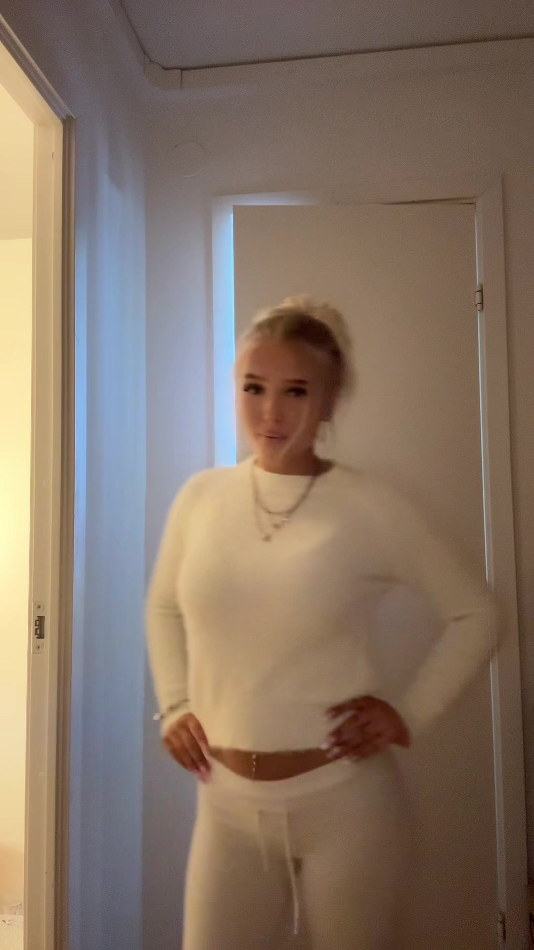 @Emilia