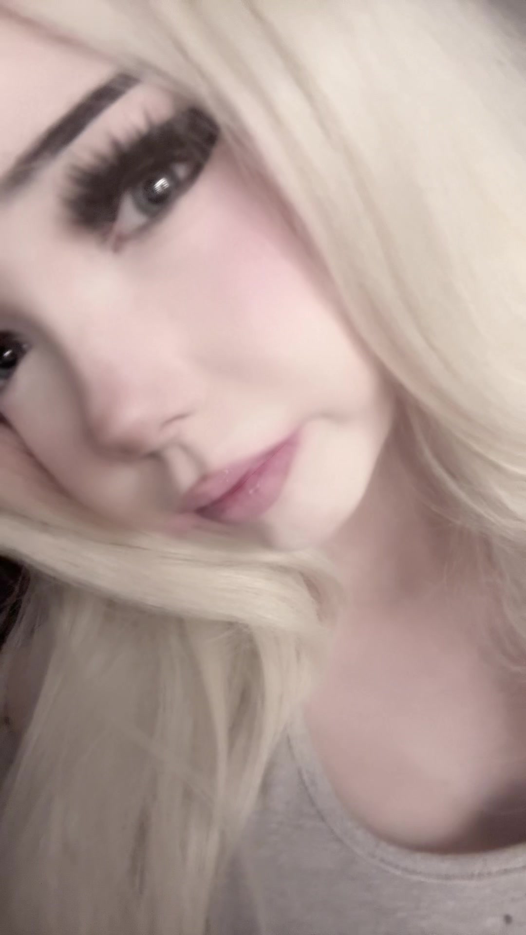 @🦴˚.⋆꒰১ 𝓐𝓿𝓪 ໒꒱⋆.˚🦴