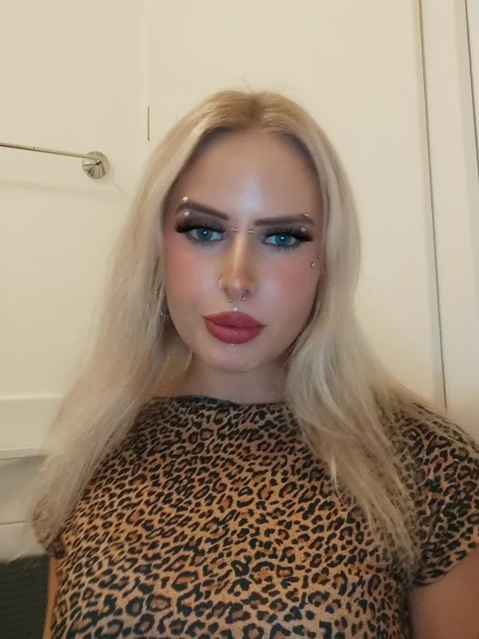 @Kleinewaldelfe🧚🏼&zwj;♀️