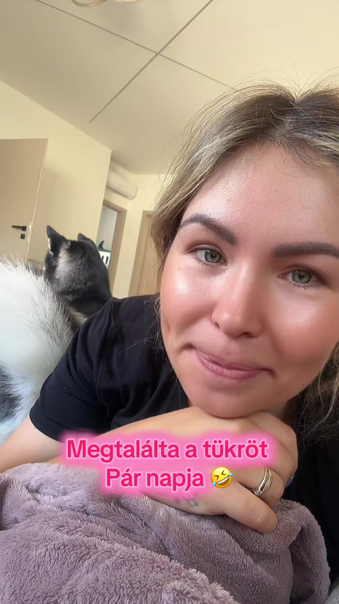 @Renike Tomcsik | 💇🏼♀️💄&🏡