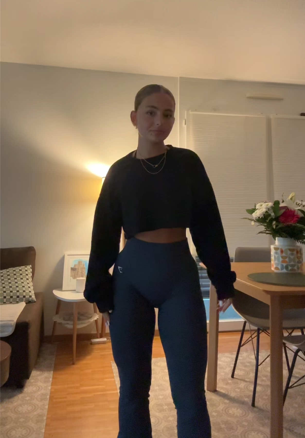 @Ela&iuml;a