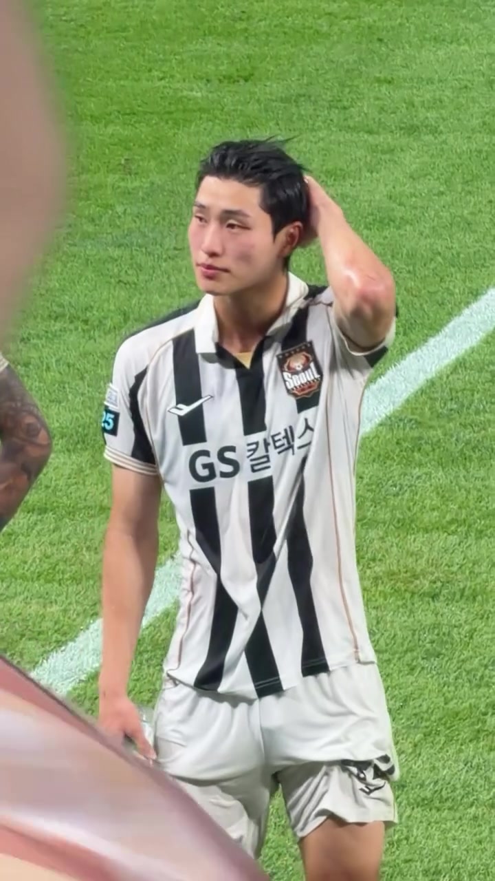 @bomi