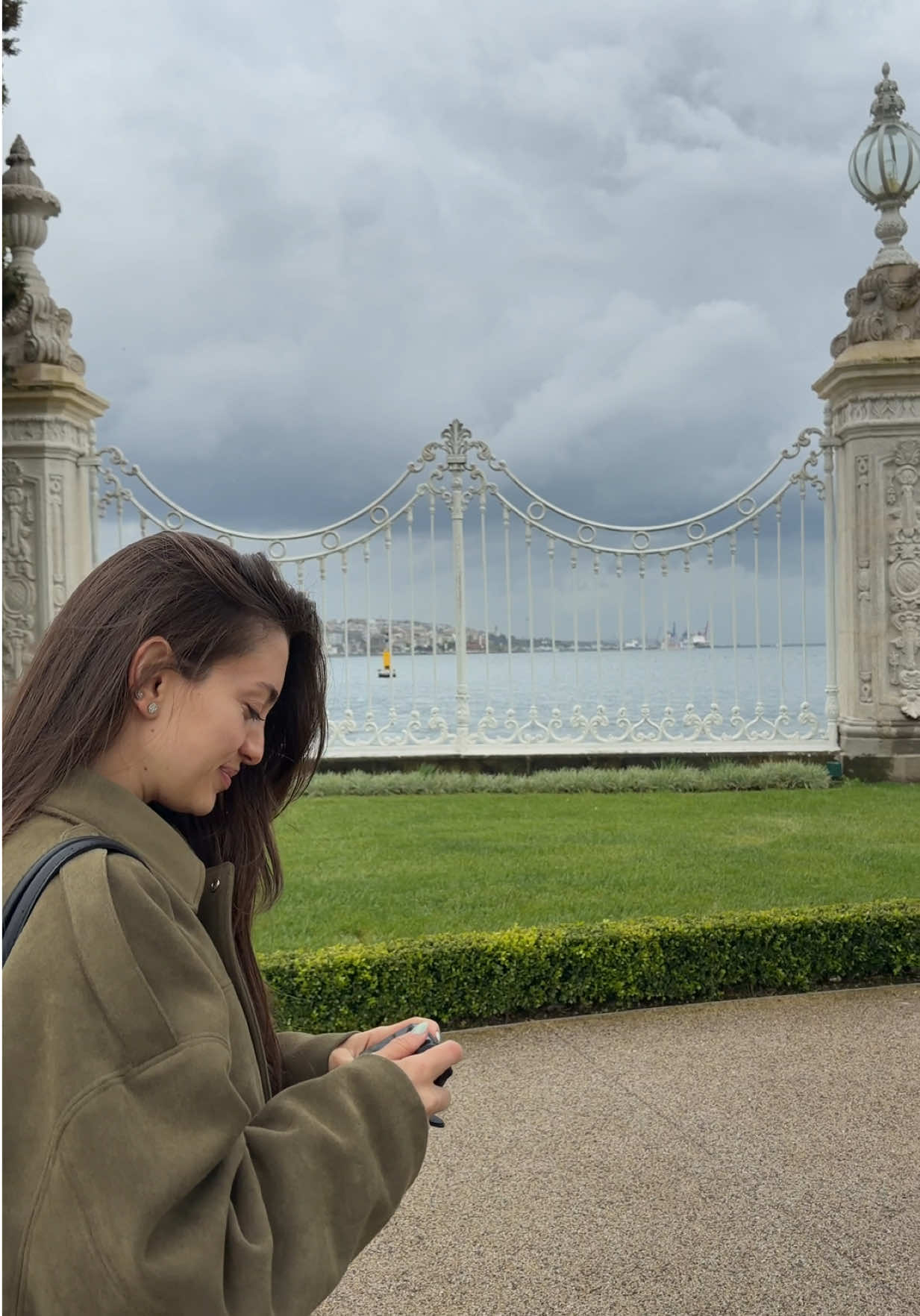 @𝒟 𝑒 𝓃 𝒾