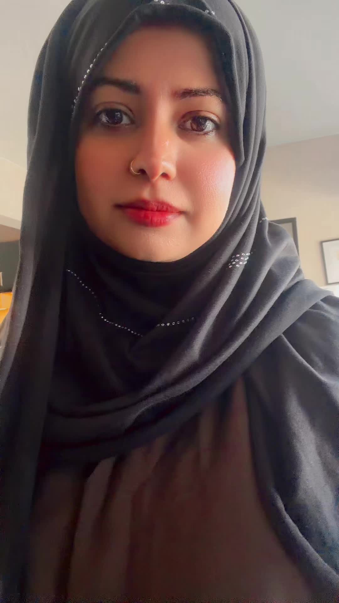 @Mehru Chaudhry