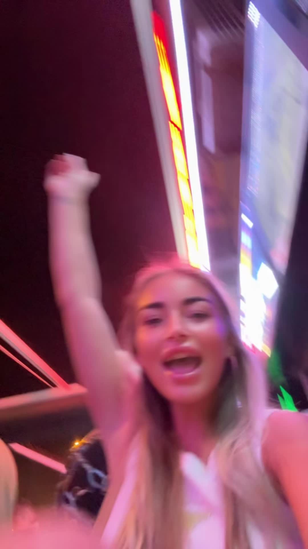 @Heidi🍒 🩷🍭