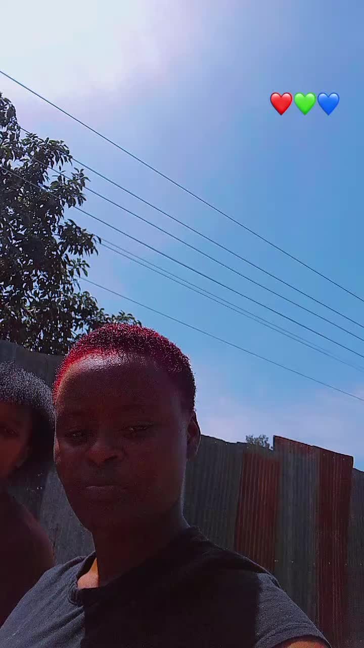 @girl of few words 🇰🇪🇱🇧