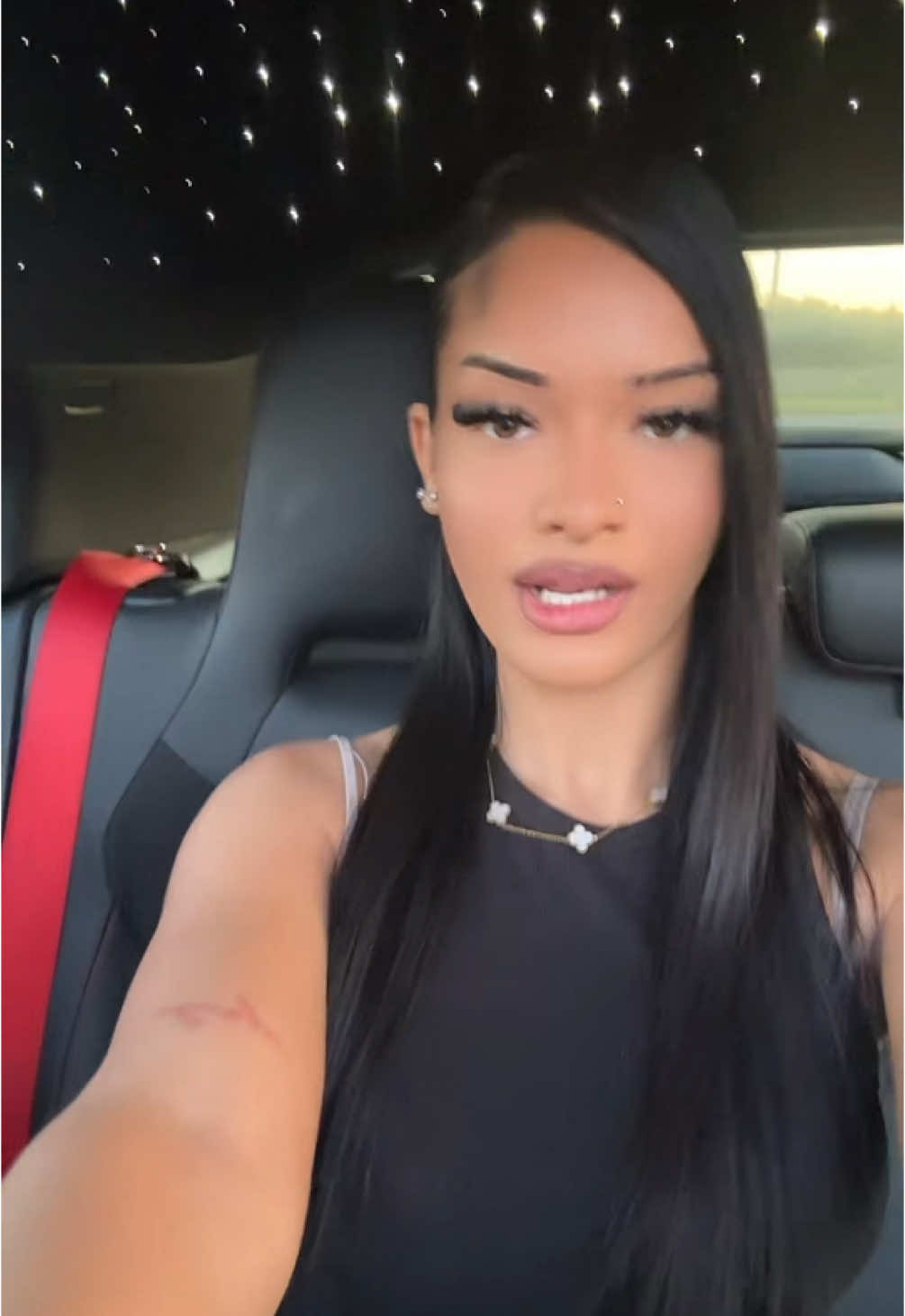 @dinaaxbss