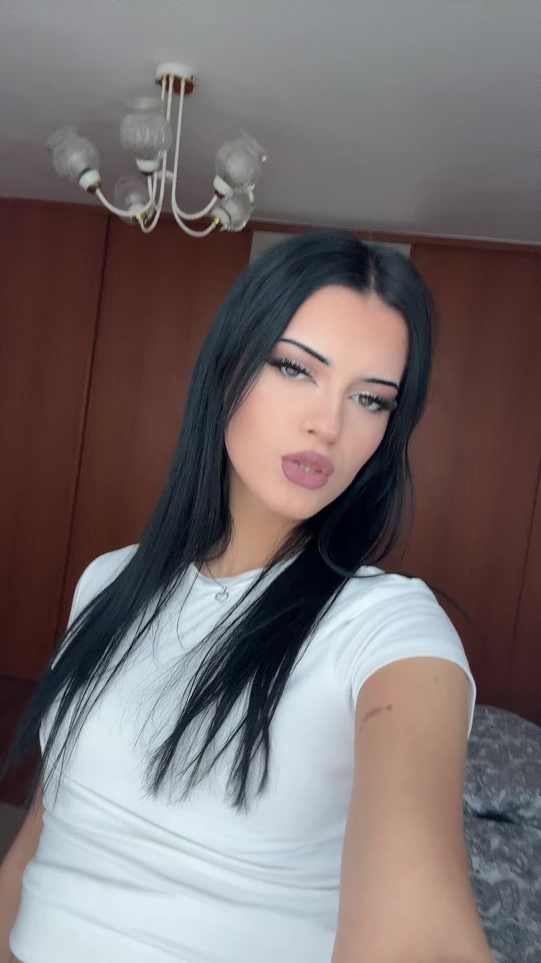 @🕷️🕸️