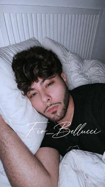 @⛧🕯️♱⚰️Fio Bellucci⚰️UGC