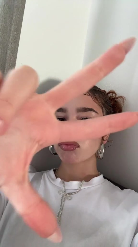 @nira