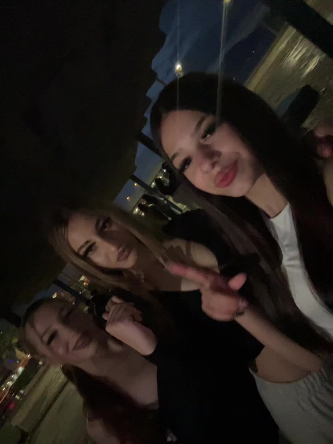 @_.syl1na._