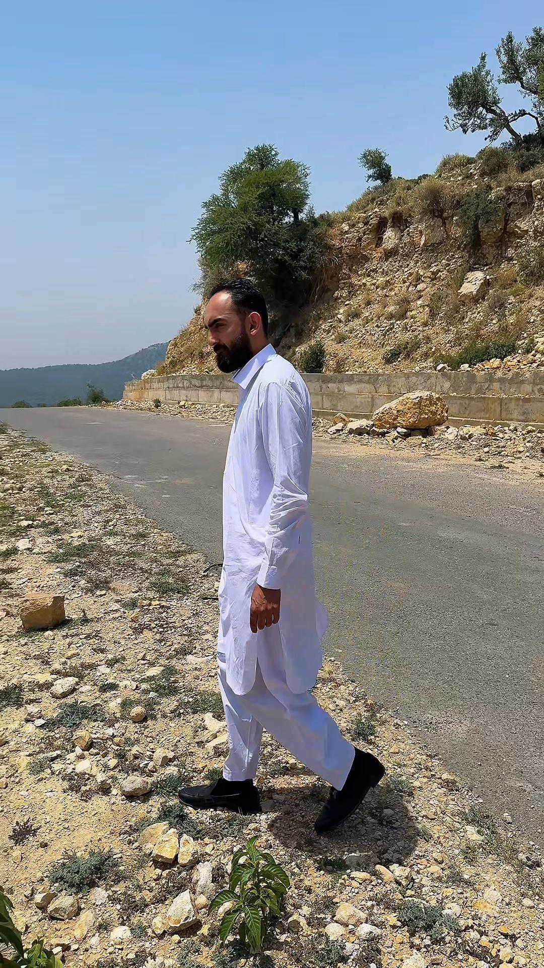 @Miirza Asad 🇵🇰🇫🇷