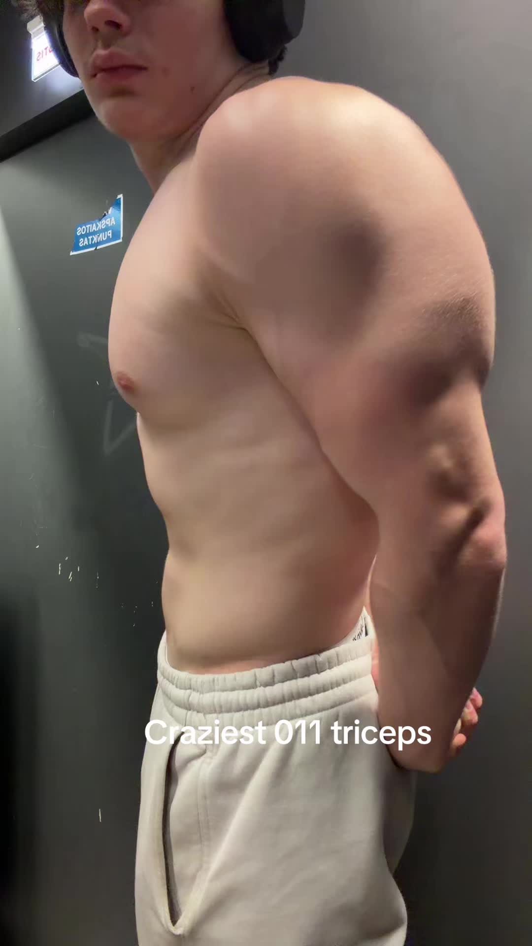 @adrian_valentine
