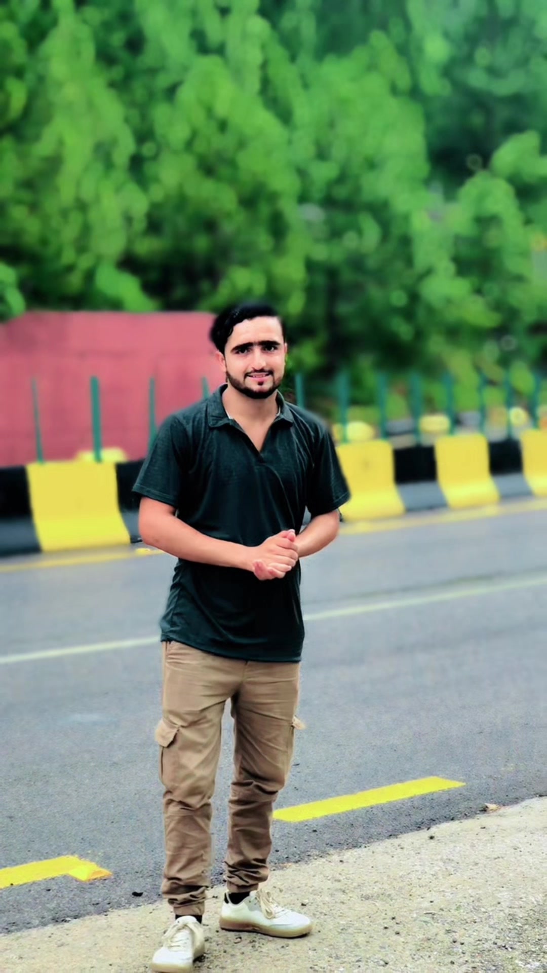 @Mr_ Zeeshan077