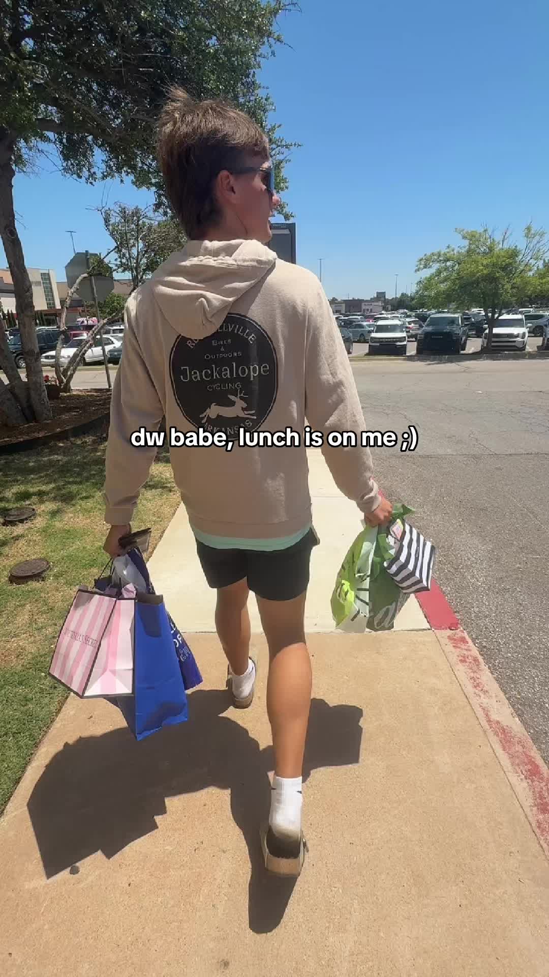 @caylie