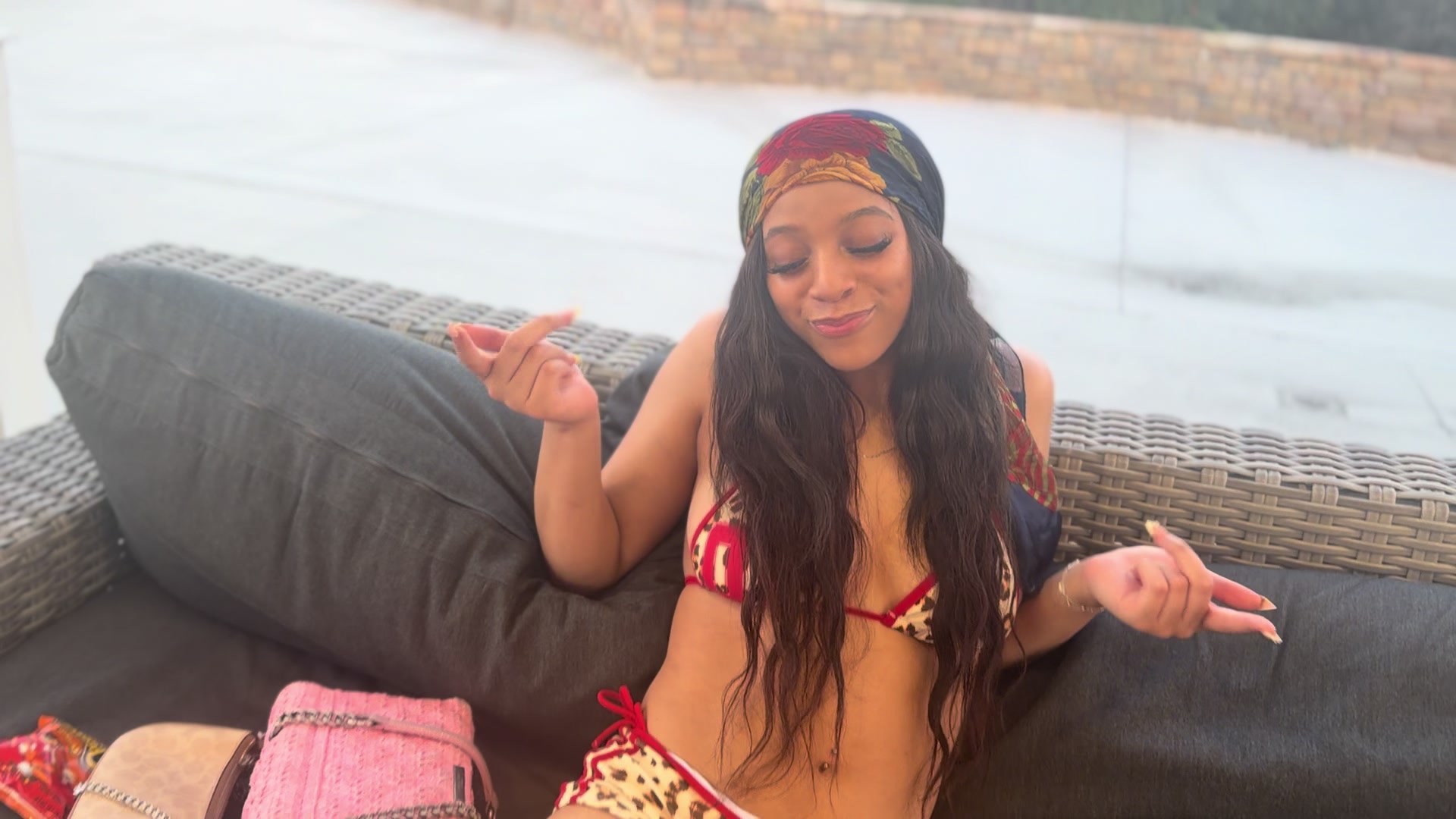 @jadeeee.