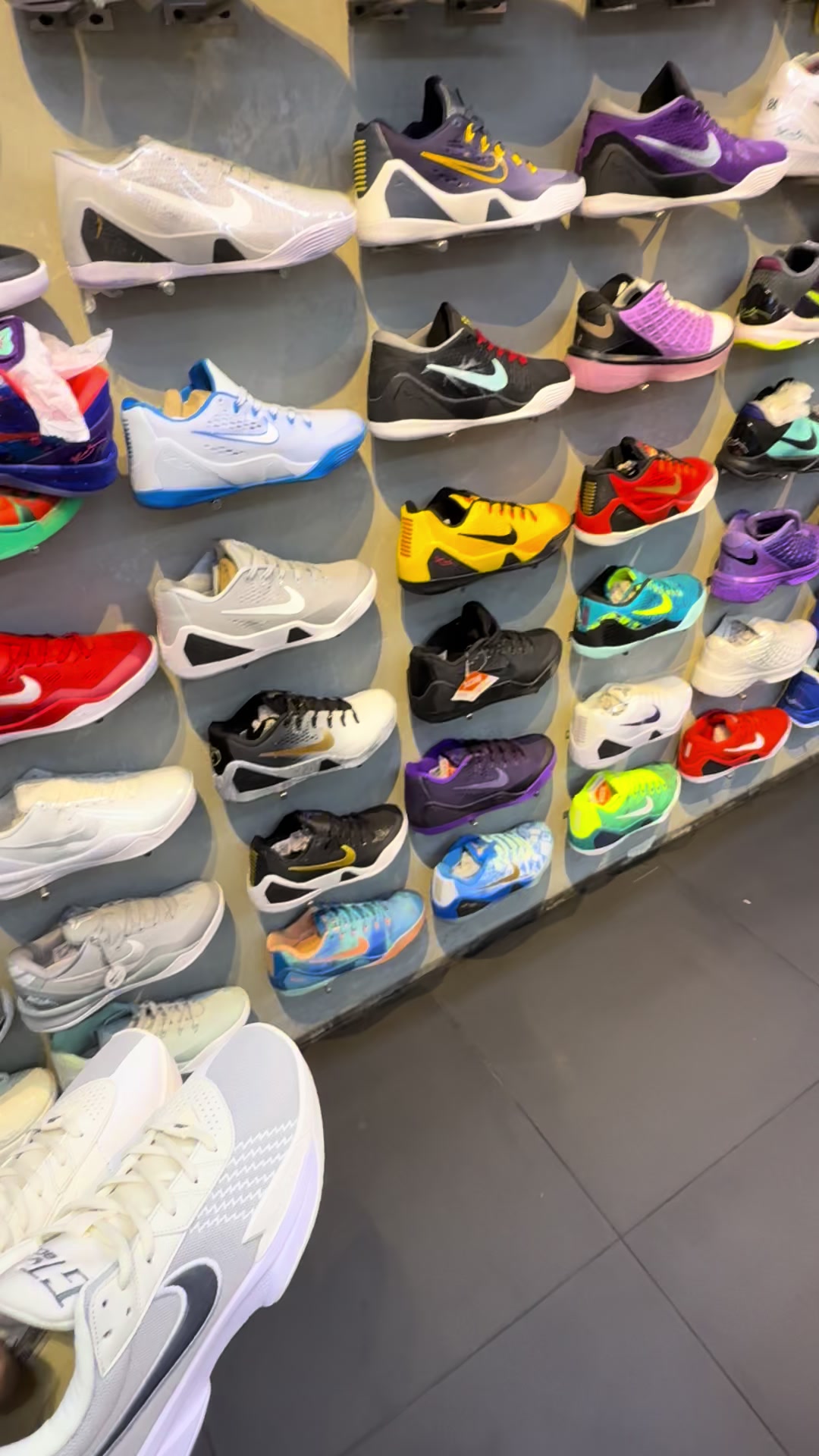 @ellas_sneakers3