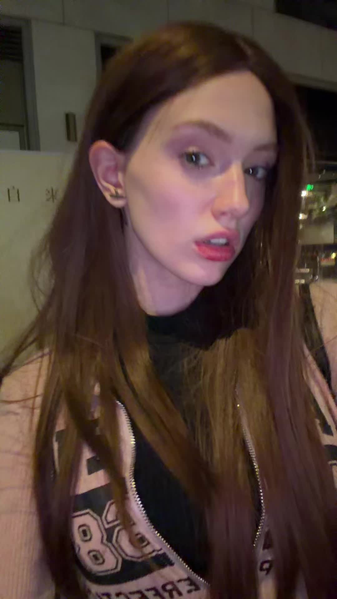 @MarisaLeona_