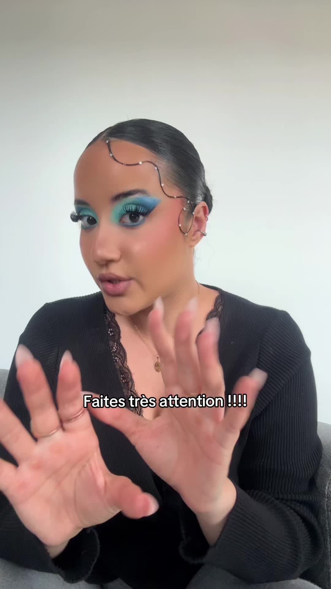 @Leï
