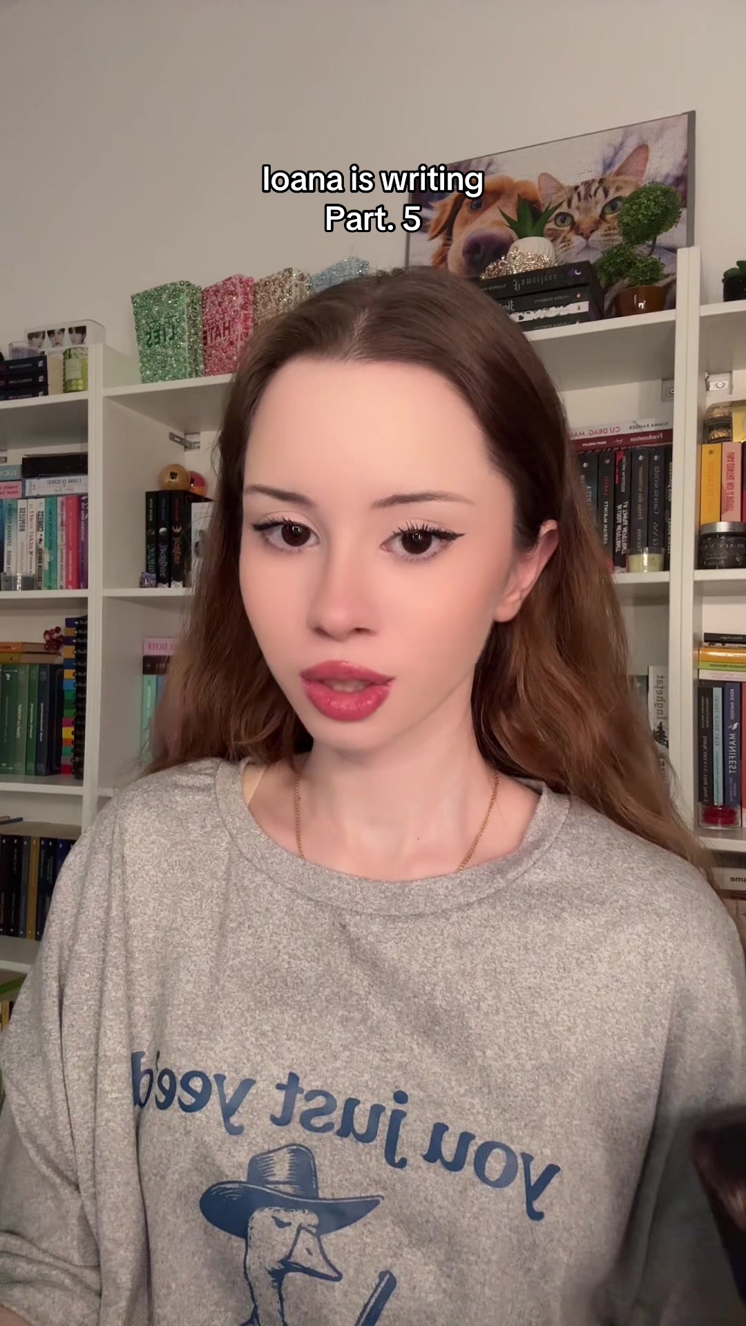 @Ioana is reading 🎀