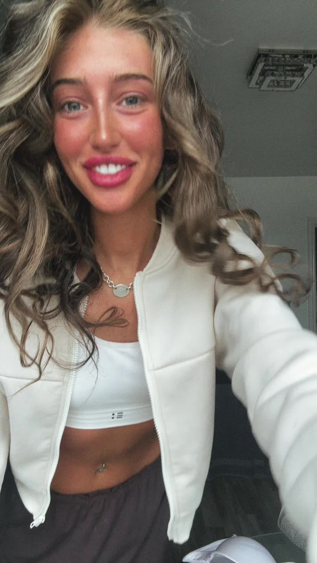 @Brookejames
