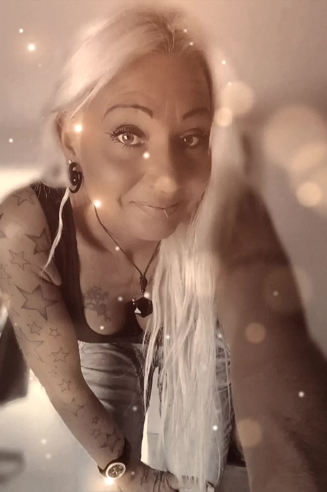 @꧁༺ 𝓼𝓽𝓮𝓻𝓷𝓬𝓱𝓮𝓷310 ༻꧂