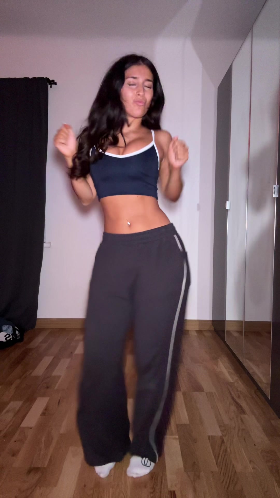 @leila