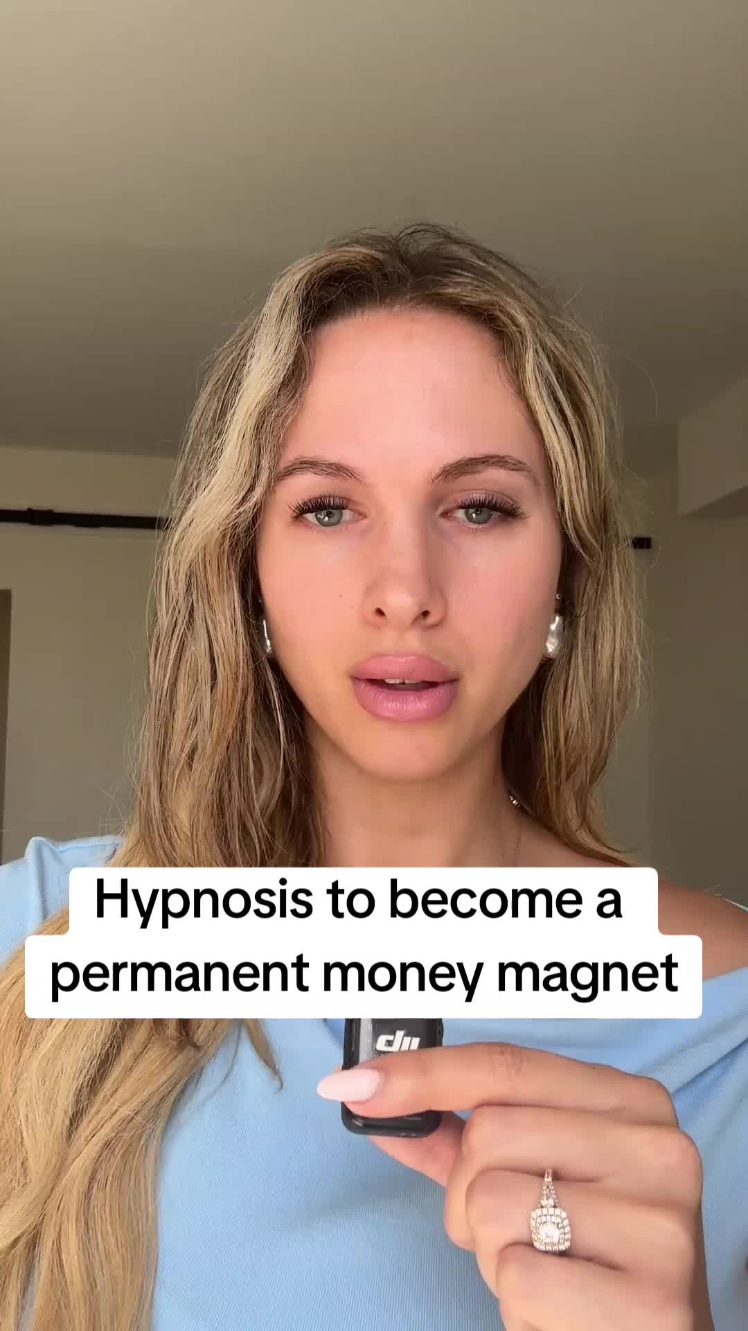 @Hypnotist | Julia Hankins
