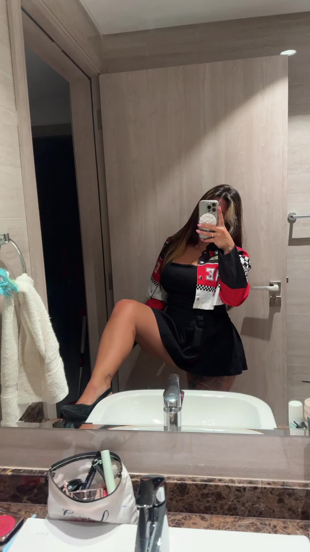 @bluemooncri_private
