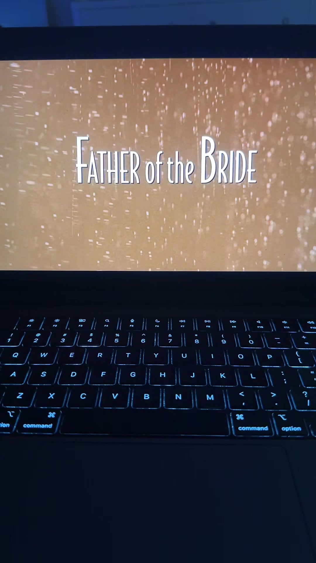 @Watch w/ Me, ElleBee