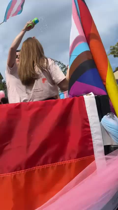 @Miss Jørgine O 🩷🩵🤍💅🏳️⚧️