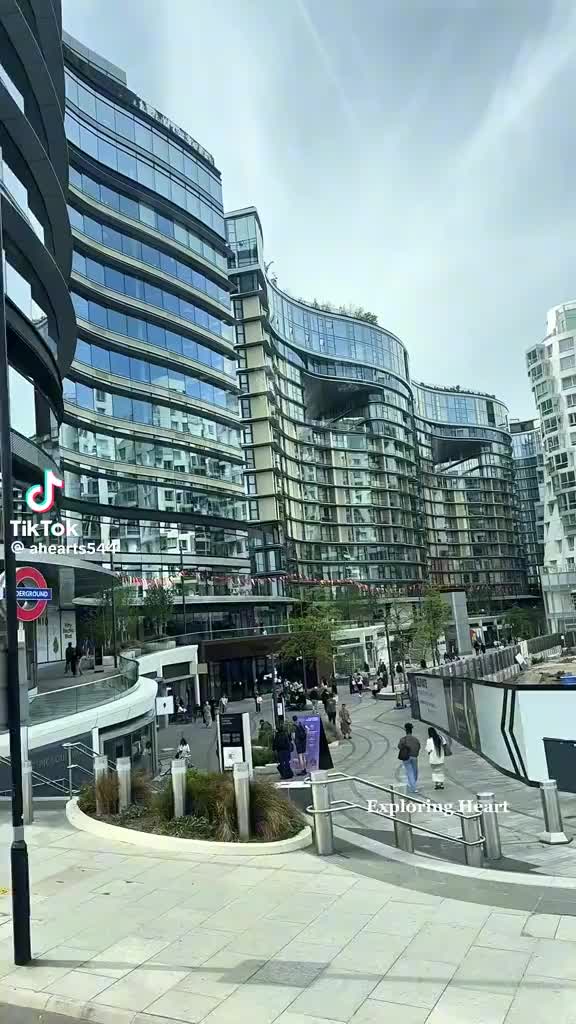 @k. mathisoothanan 🇬🇧