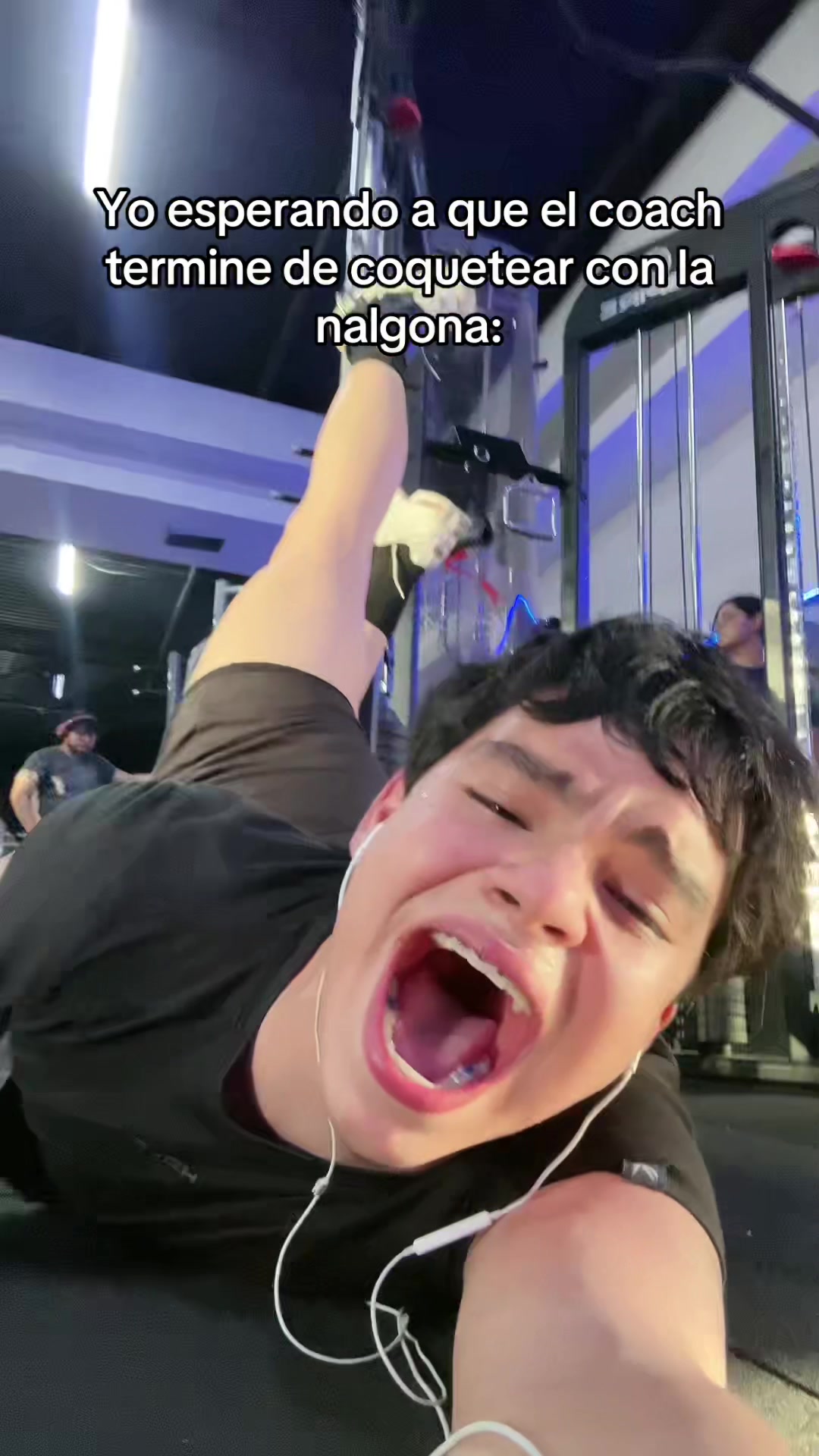 @Hombra