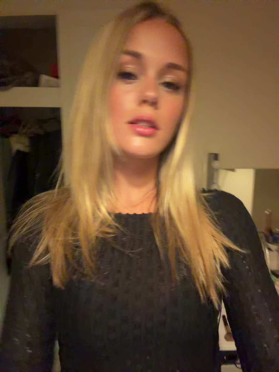 @️