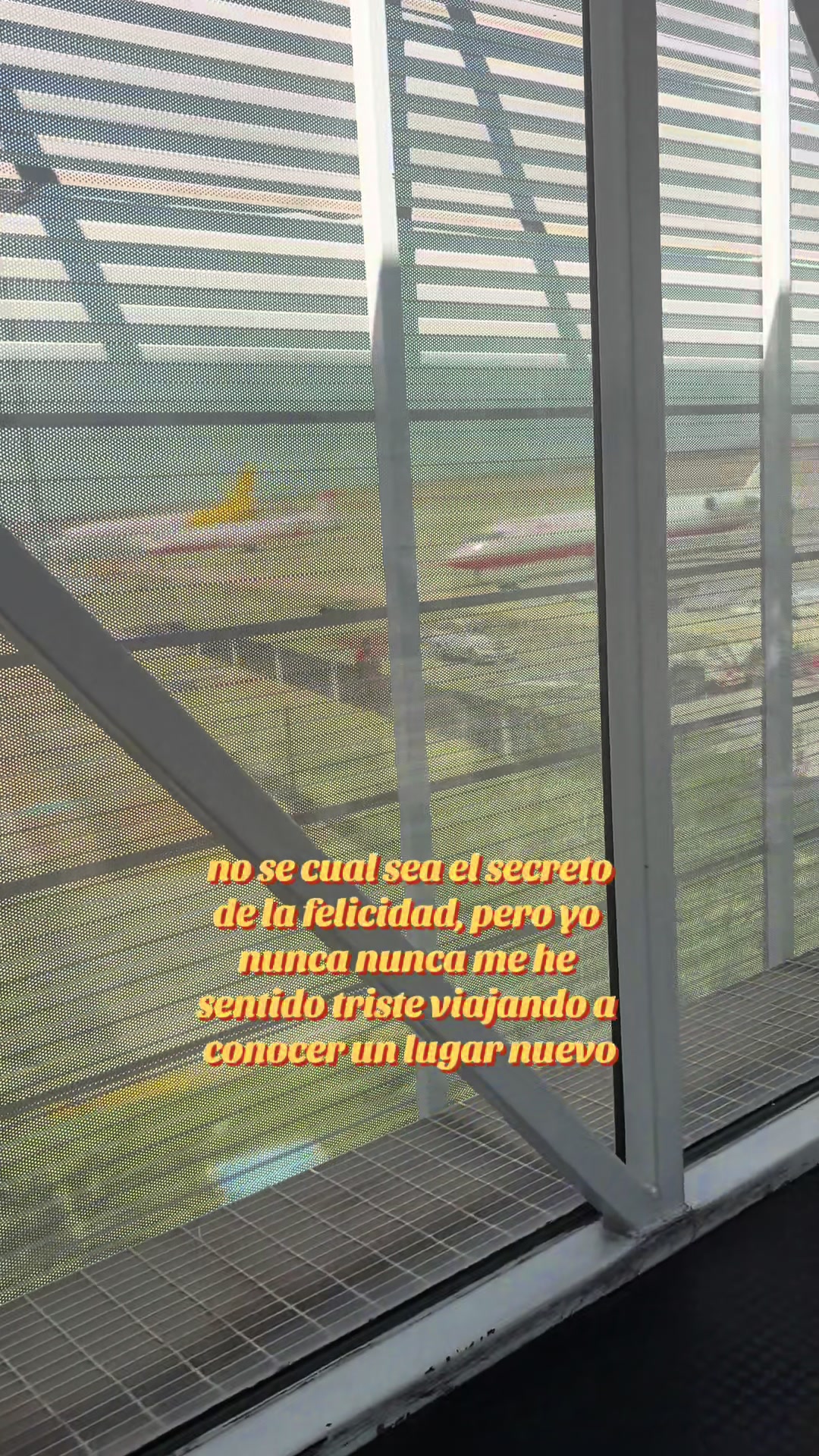 @𝐌𝐚𝐮𝐯𝐞 🍒