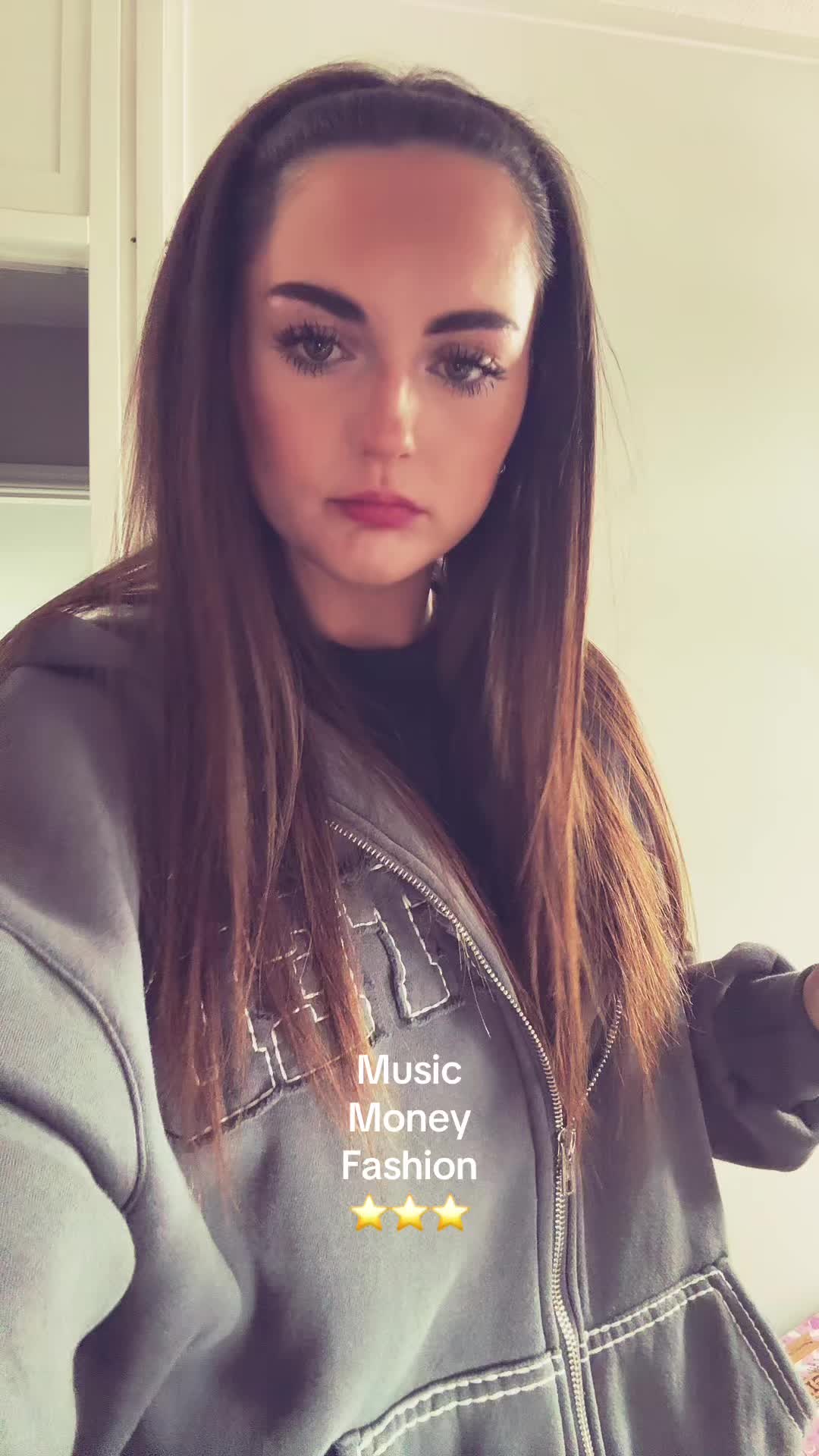 @AMY 🌺🐬
