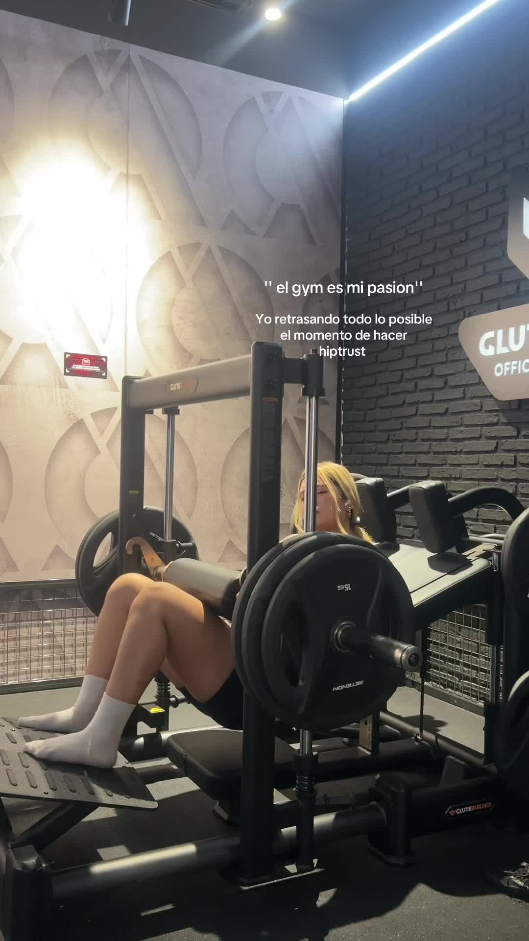 @Lauraquiinteroo