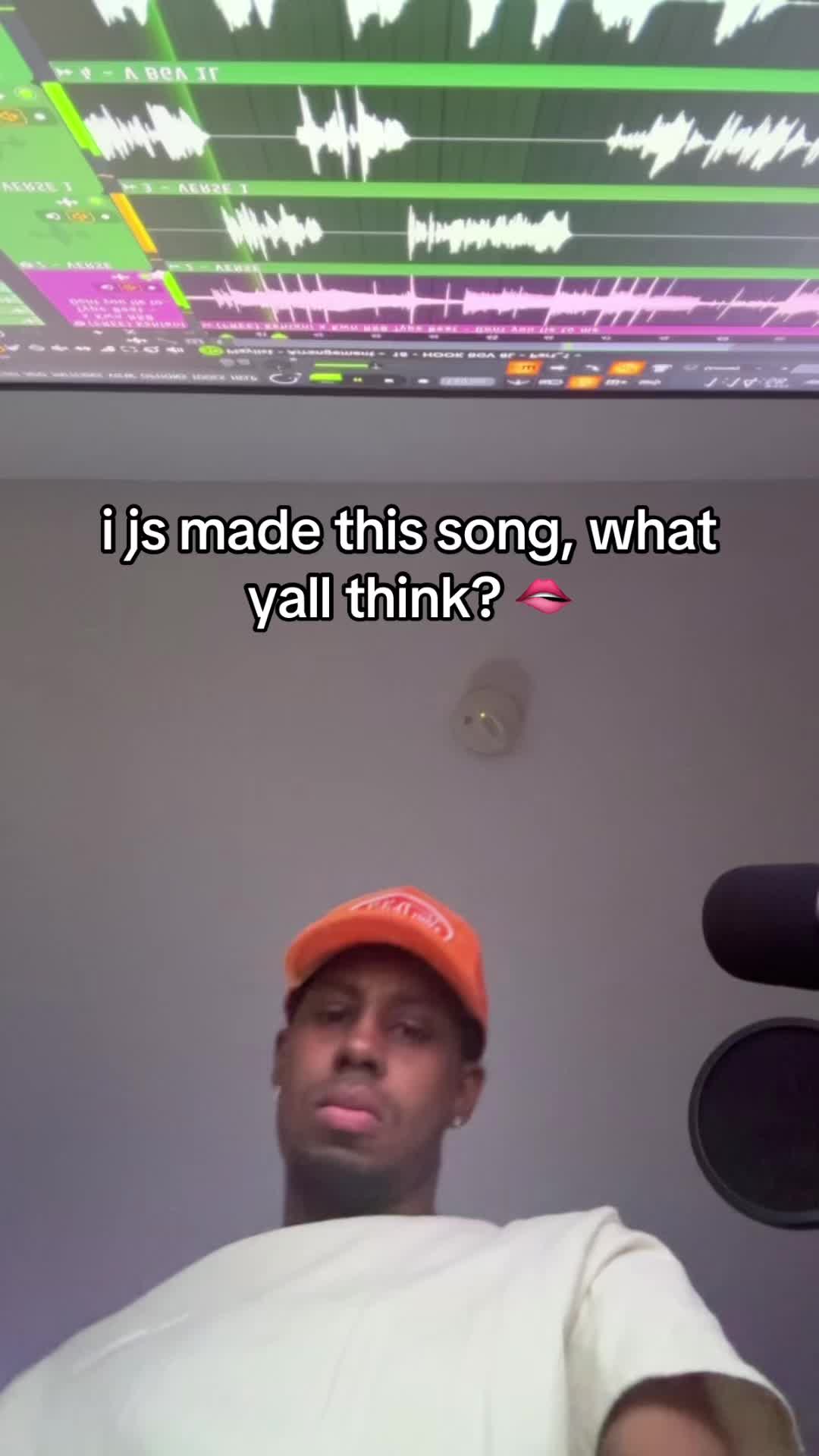 @chrishndrixx