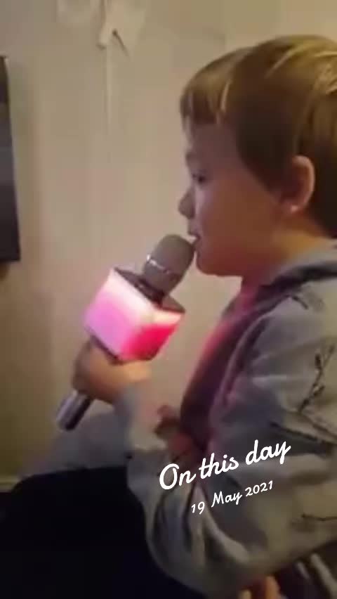 @Annamaria Calaz